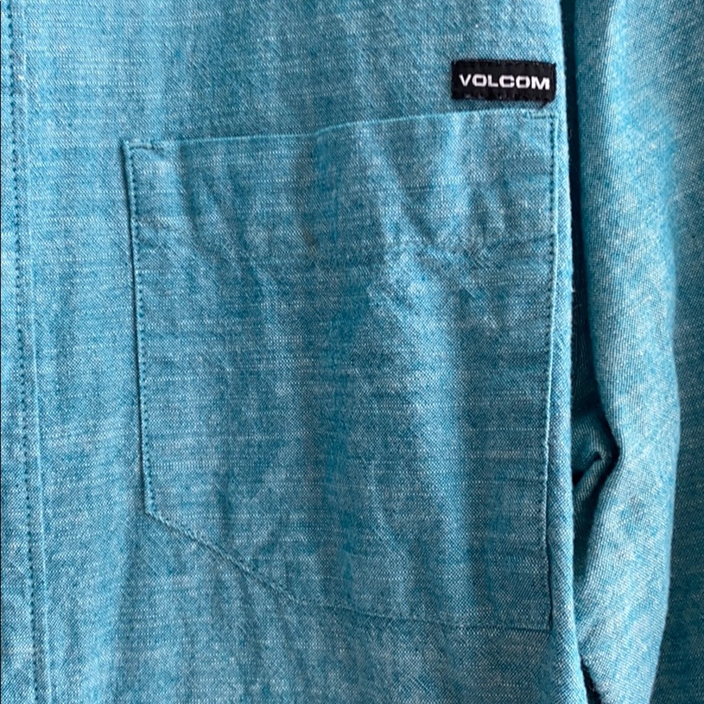 Men’s Volcom Button Up